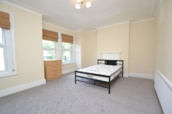 Newburgh Road, Acton, W3