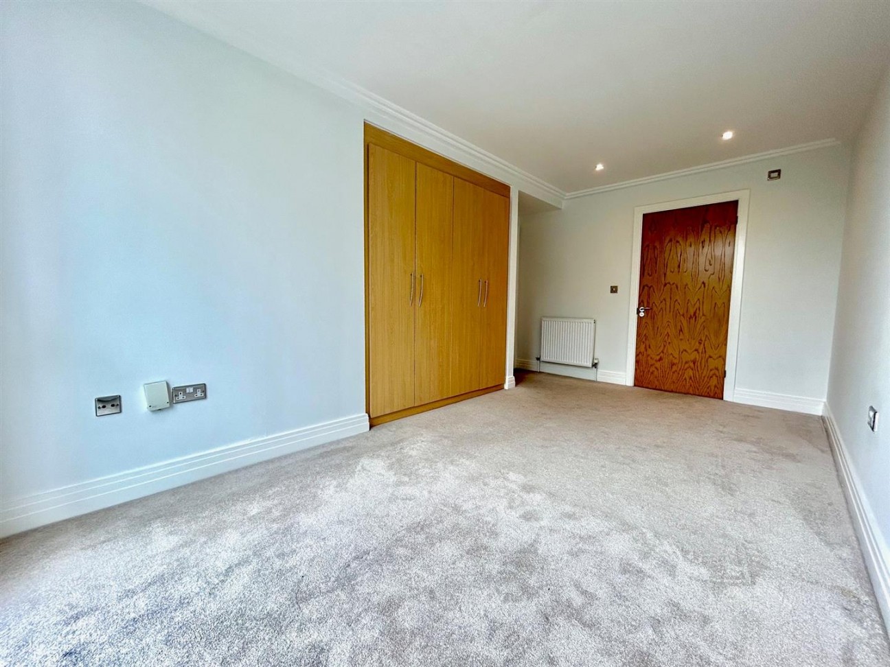 Point Wharf Lane, Brentford, TW8