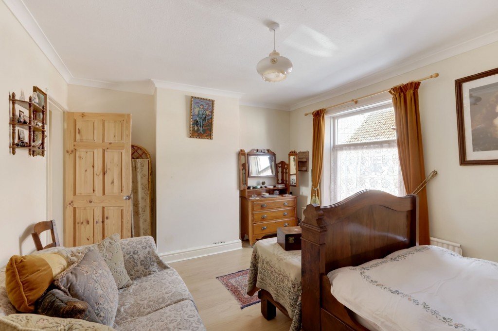 Carlingford Road, Hucknall, NG15