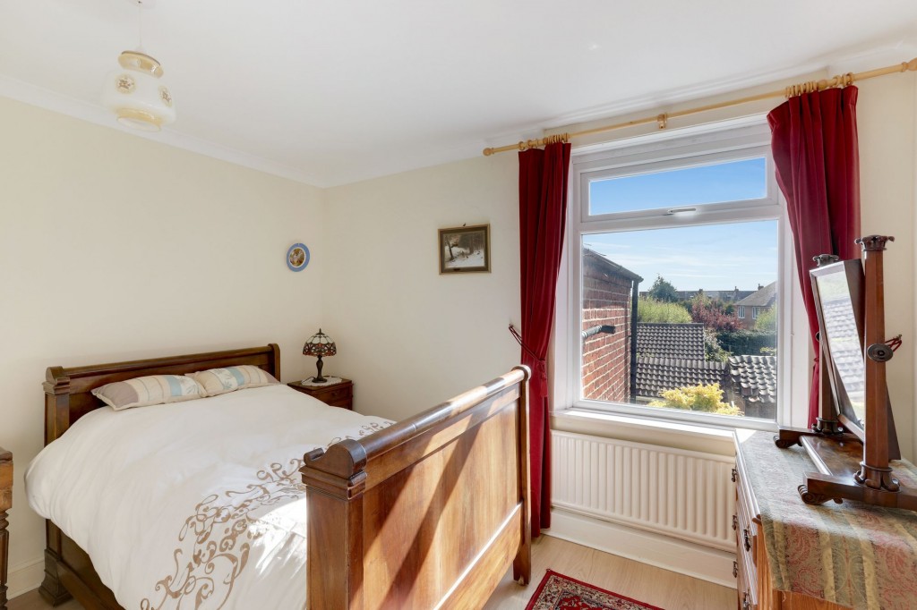 Carlingford Road, Hucknall, NG15