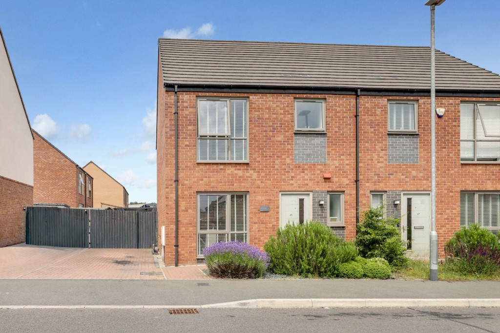 Harker Close, Hucknall, NG15