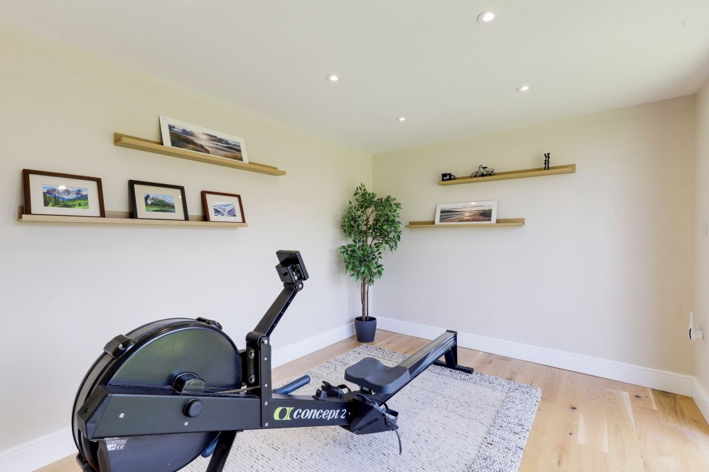 Master Road, Newton, NG13