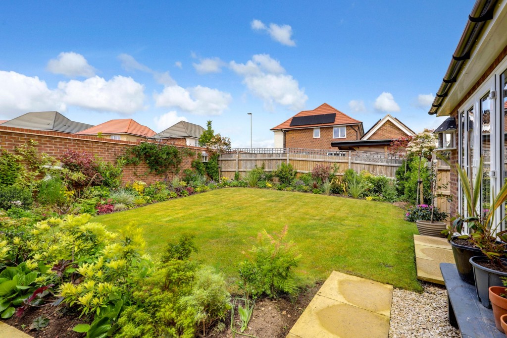 Master Road, Newton, NG13