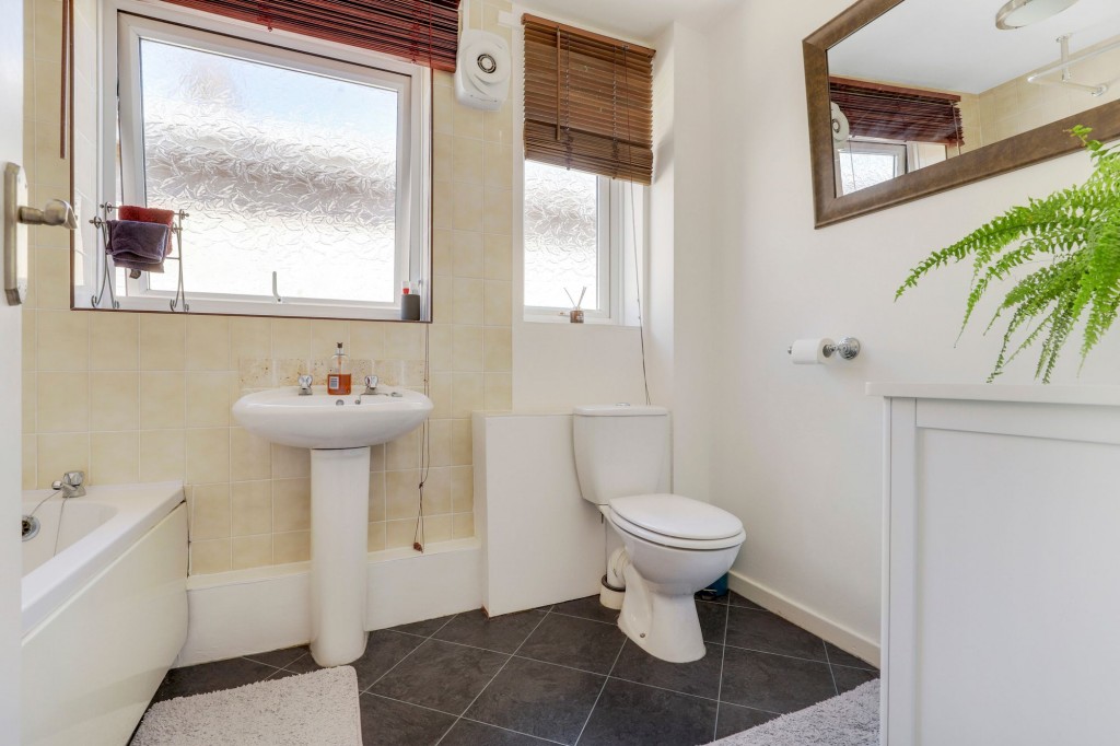 Twyford Gardens, Nottingham, NG11