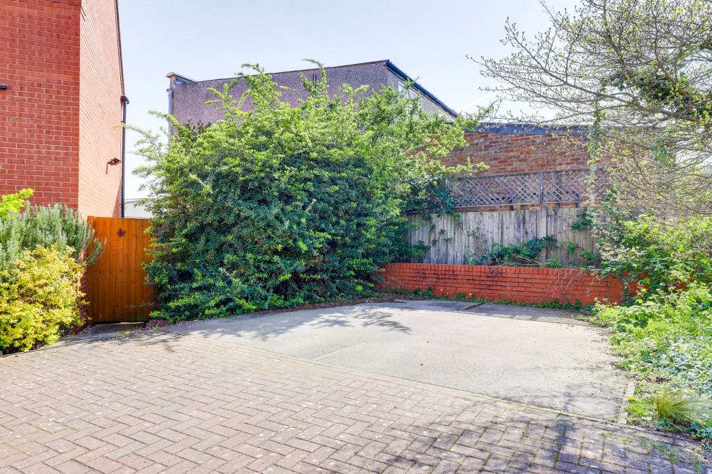 Woodhouse Gardens, Ruddington, NG11