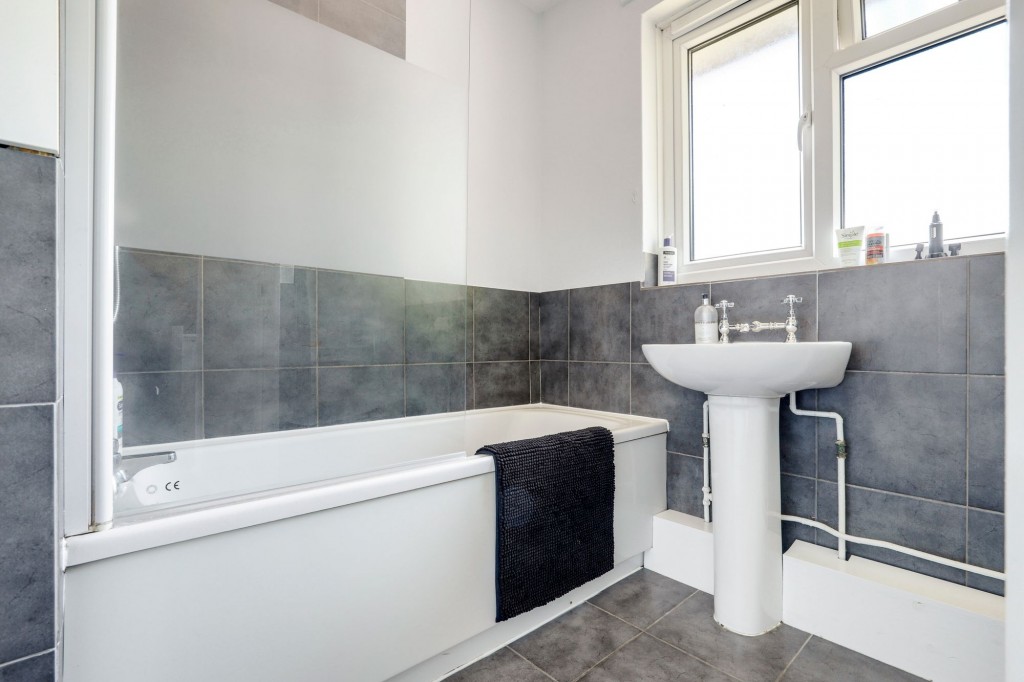 Queens Road, Radcliffe-On-Trent, NG12