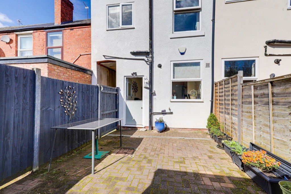 Vernon Avenue, Old Basford, NG6