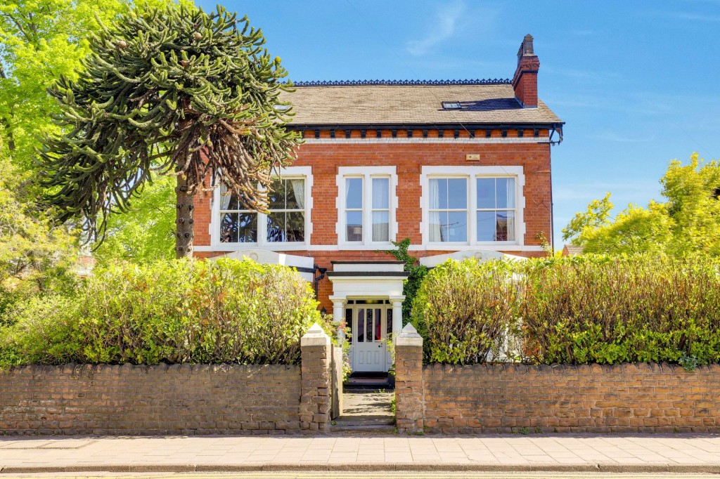 Bridgford Road, West Bridgford, NG2