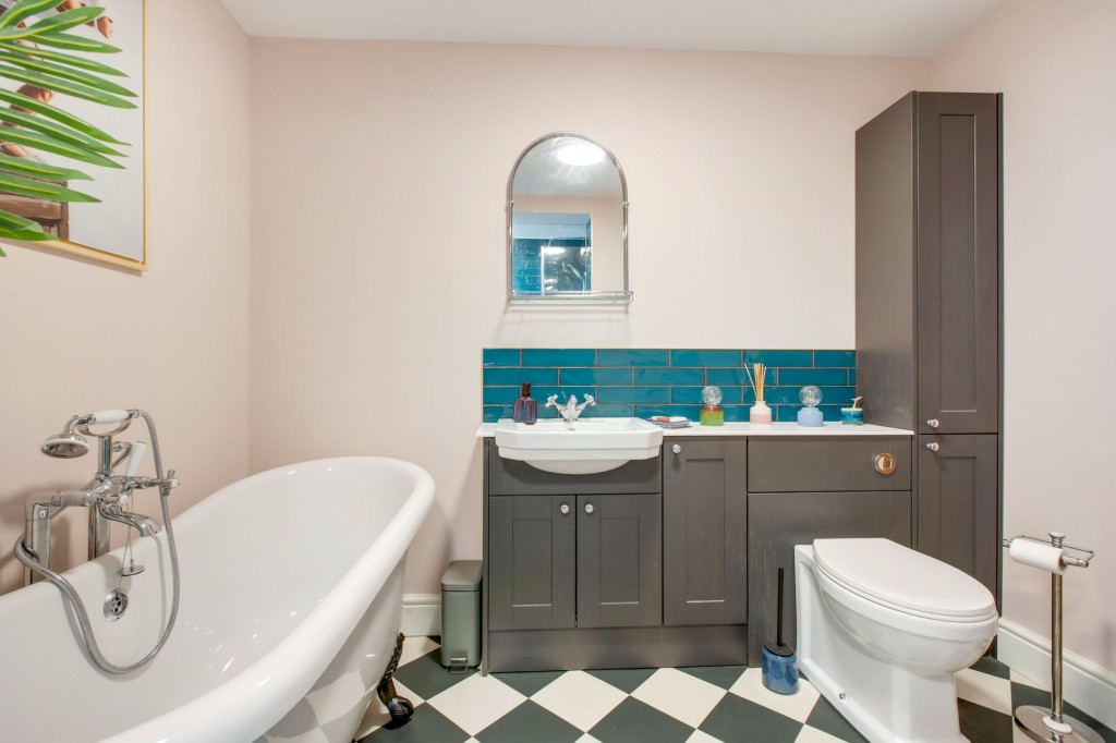 Curzon Street, Long Eaton, NG10