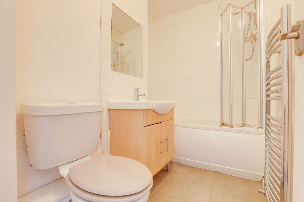 Manor Avenue, Nottingham, NG2