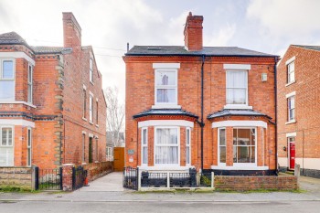 Chestnut Grove, West Bridgford, NG2