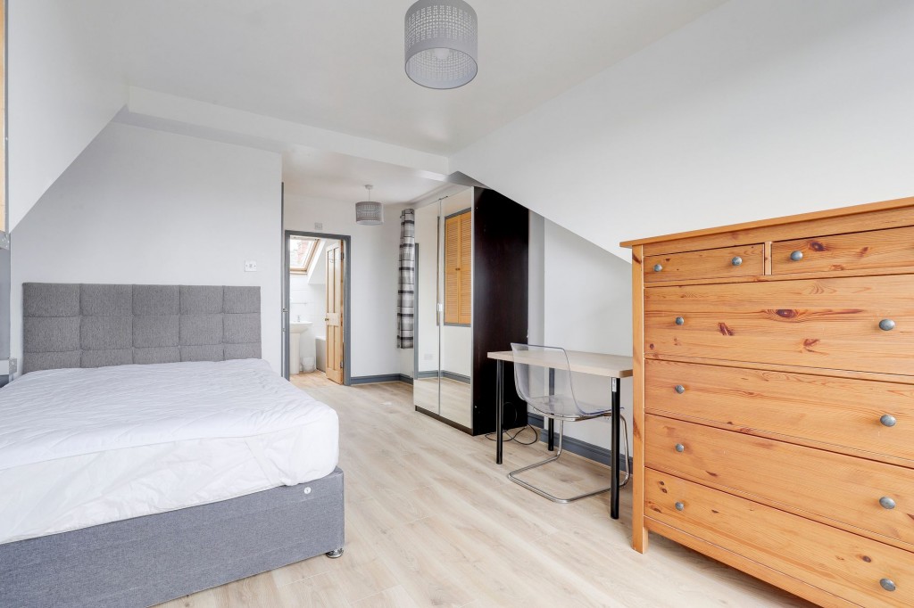 Chestnut Grove, West Bridgford, NG2