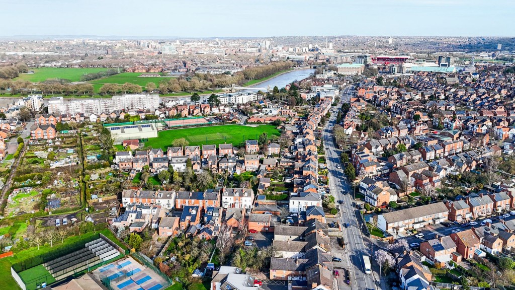 Chestnut Grove, West Bridgford, NG2