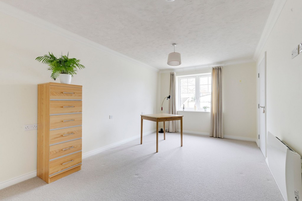 Manor Park, Ruddington, NG11