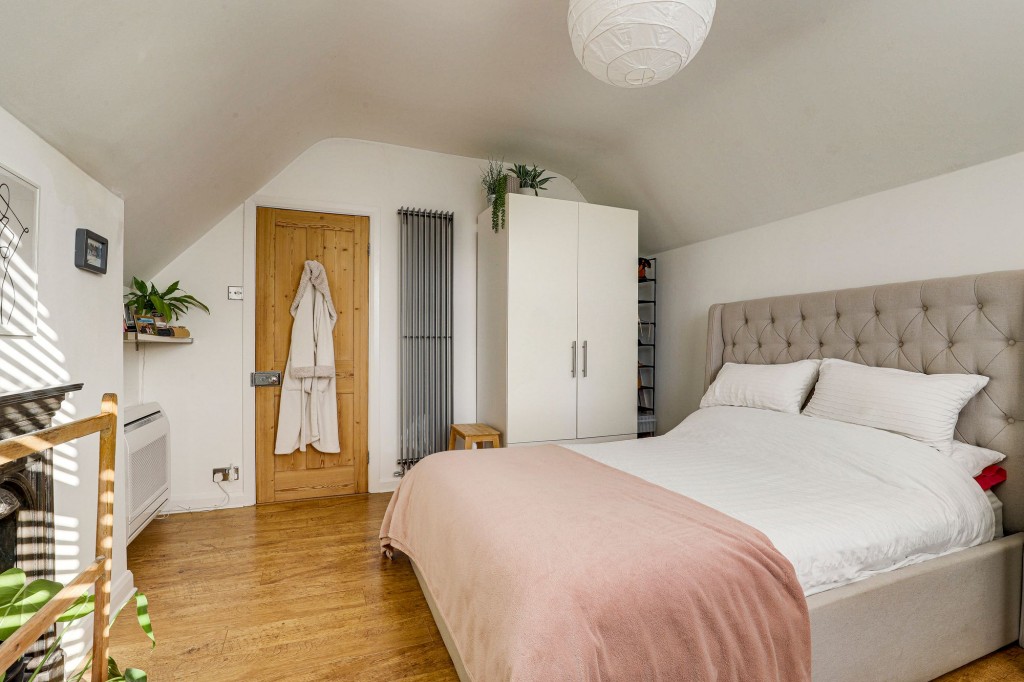 Loughborough Road, West Bridgford, NG2