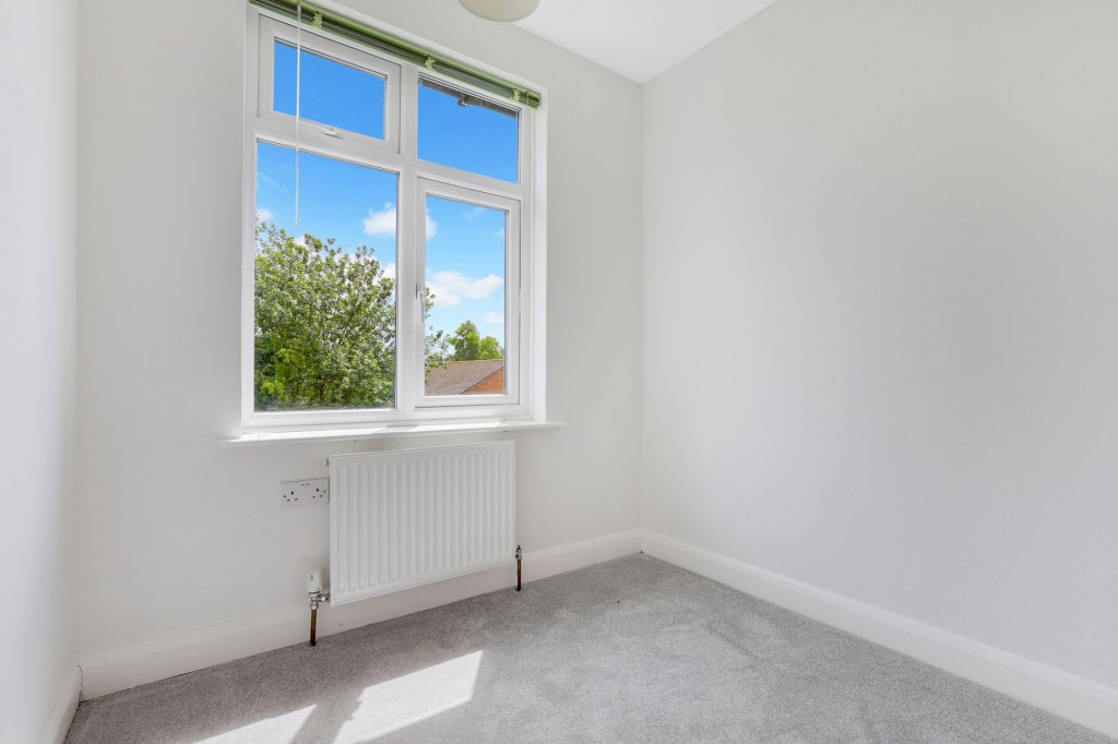 Carnarvon Grove, Carlton, NG4