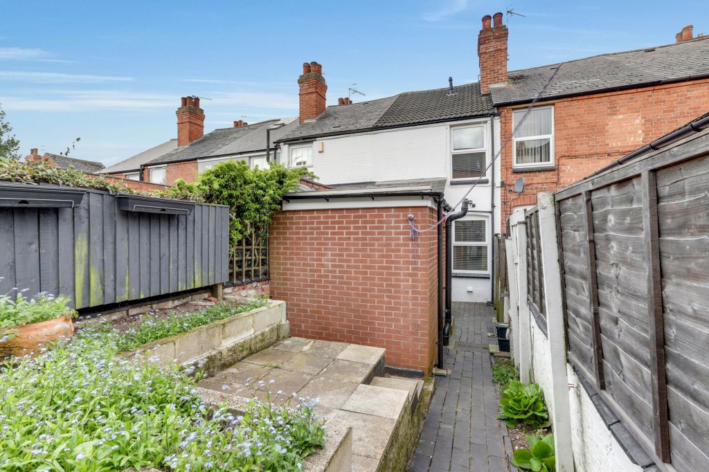 Russell Road, Nottingham, NG7