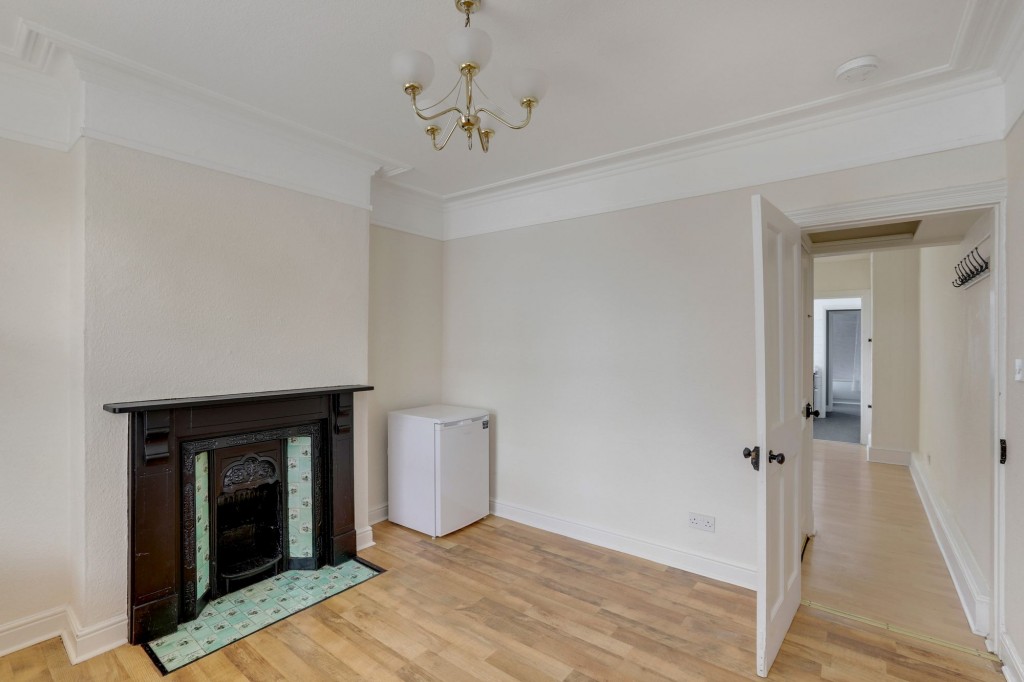Russell Road, Nottingham, NG7