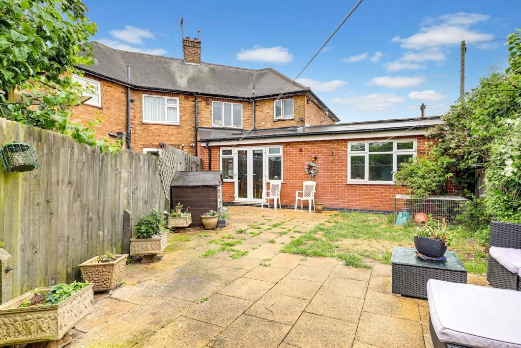 Southdale Drive, Carlton, NG4
