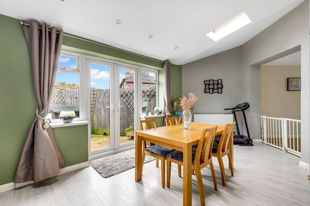 Southdale Drive, Carlton, NG4