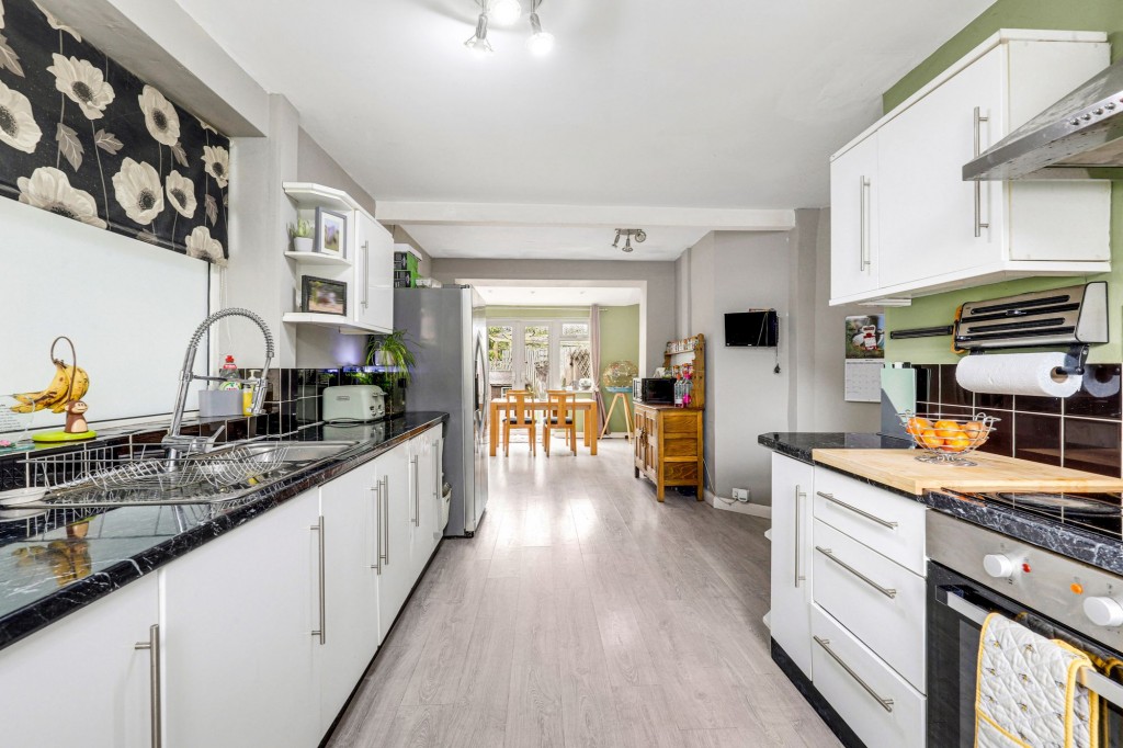 Southdale Drive, Carlton, NG4