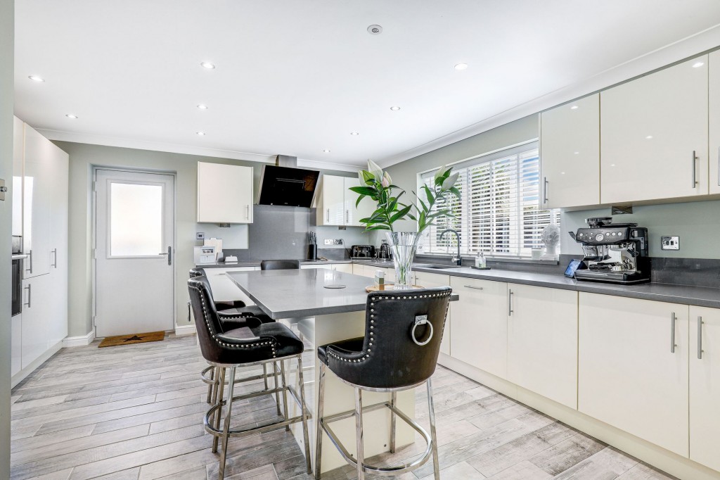 Elm Avenue, Sandiacre, NG10