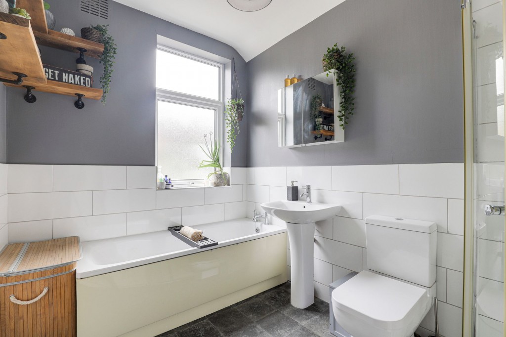 Burgass Road, Nottingham, NG3