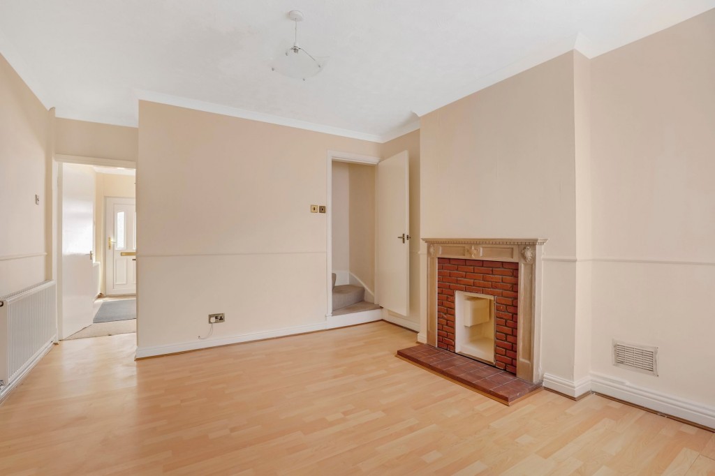 Chatsworth Avenue, Carlton, NG4