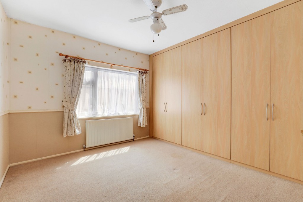 Chatsworth Avenue, Carlton, NG4