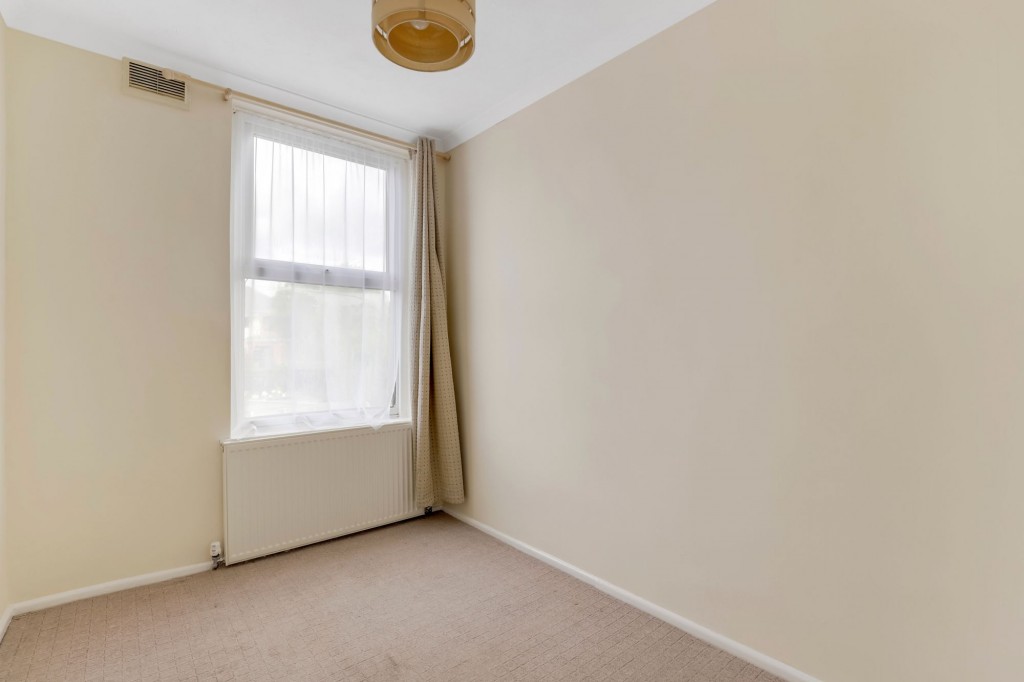 Chatsworth Avenue, Carlton, NG4