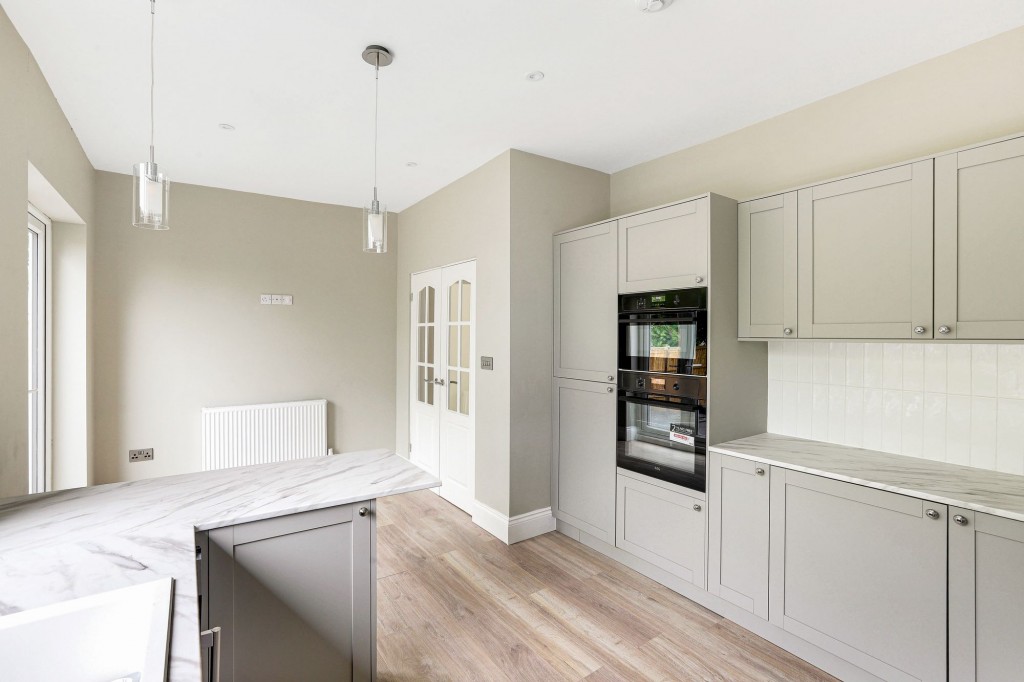 Broadway East, Carlton, NG4
