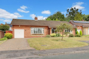 Parkland Close, Clifton Village, NG11