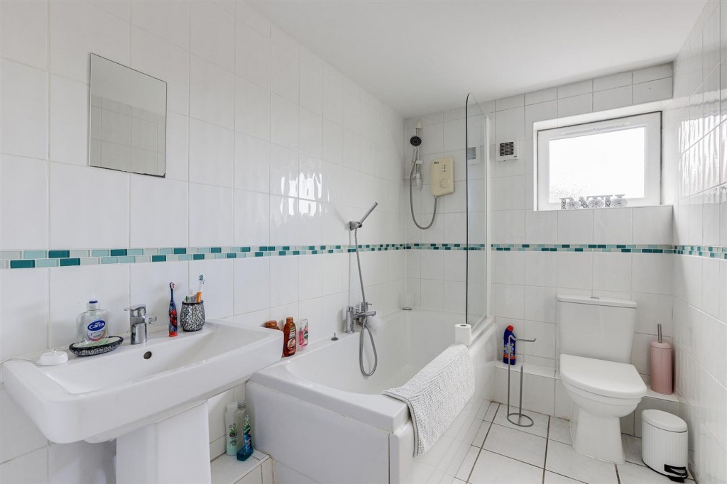 Station Road, Draycott, DE72