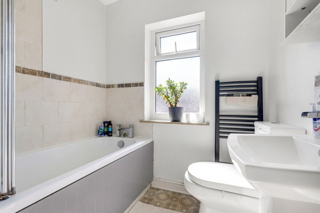 Bentwell Avenue, Arnold, NG5