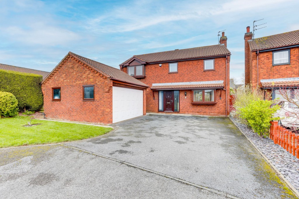 Lapford Close, Nottingham, NG3