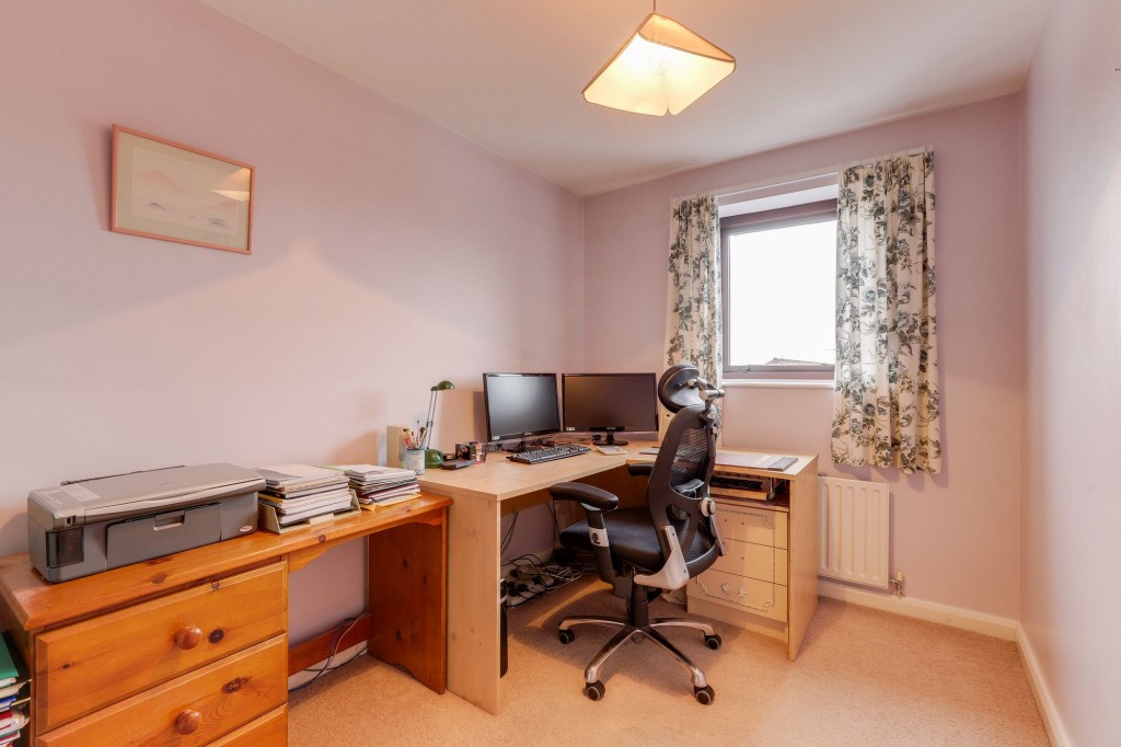 Lapford Close, Nottingham, NG3