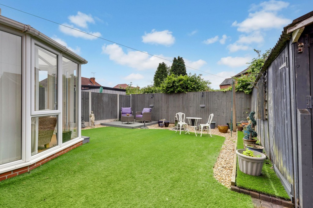 Belmont Avenue, Breaston, DE72