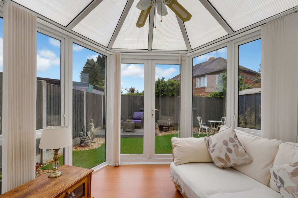 Belmont Avenue, Breaston, DE72