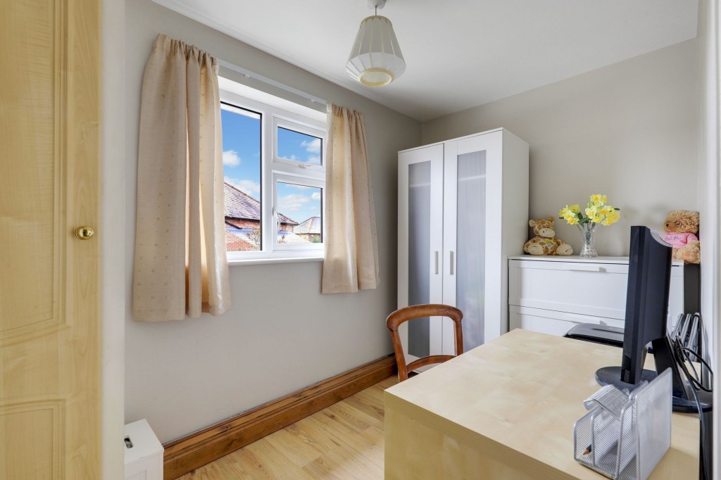 Belmont Avenue, Breaston, DE72