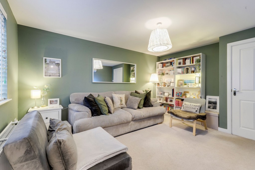 Albert Close, Hucknall, NG15