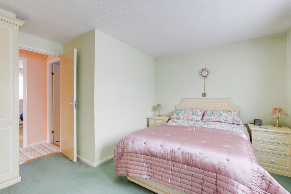 Fearnleigh Drive, Nottingham, NG6