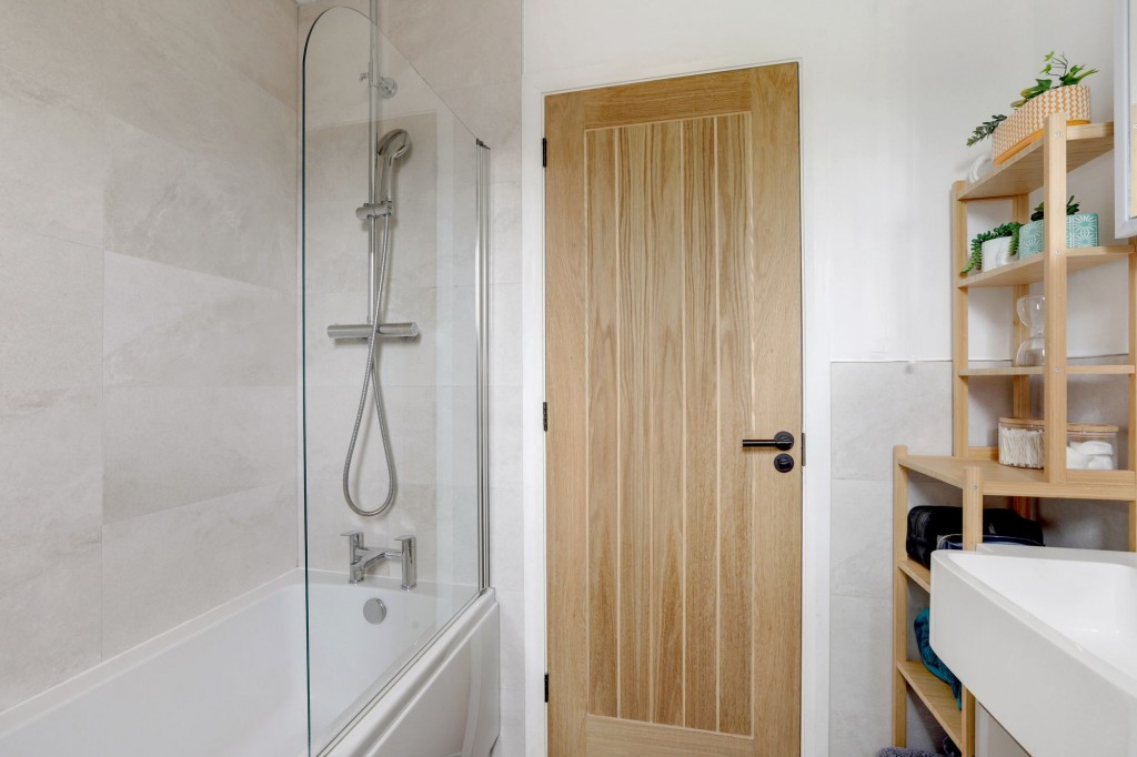 Biggart Close, Beeston, NG9