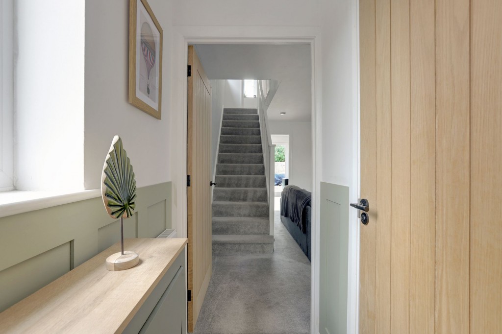 Biggart Close, Beeston, NG9