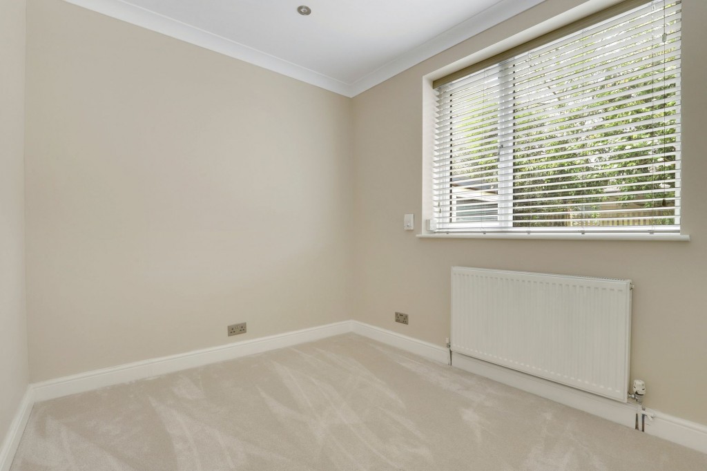 Derby Road, Mansfield, NG18