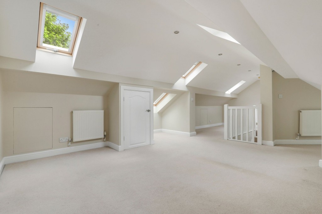 Derby Road, Mansfield, NG18