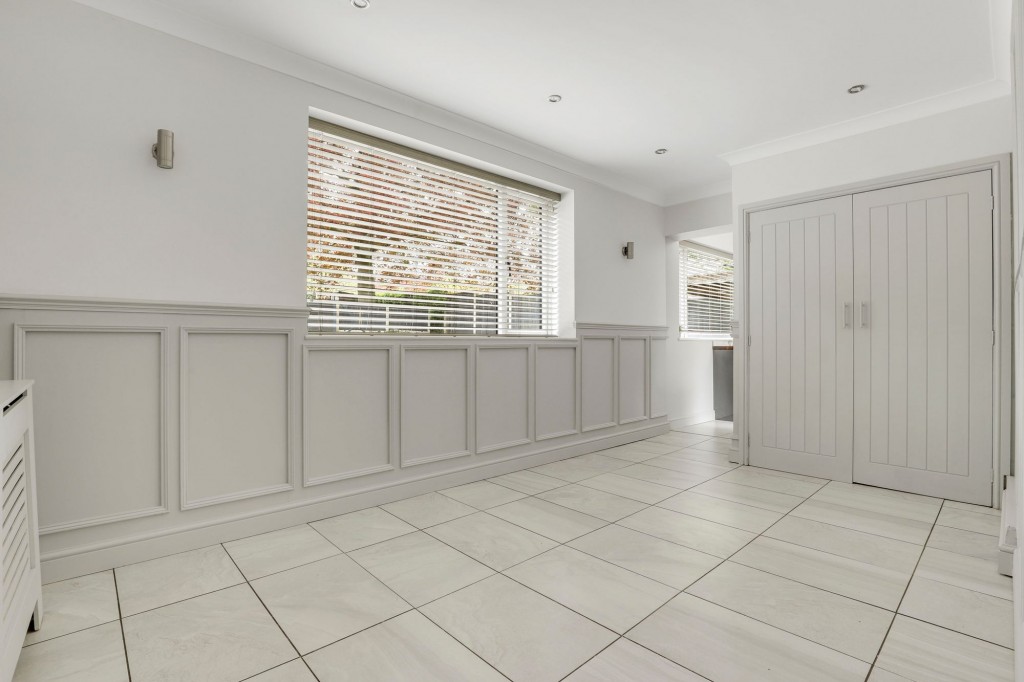 Derby Road, Mansfield, NG18