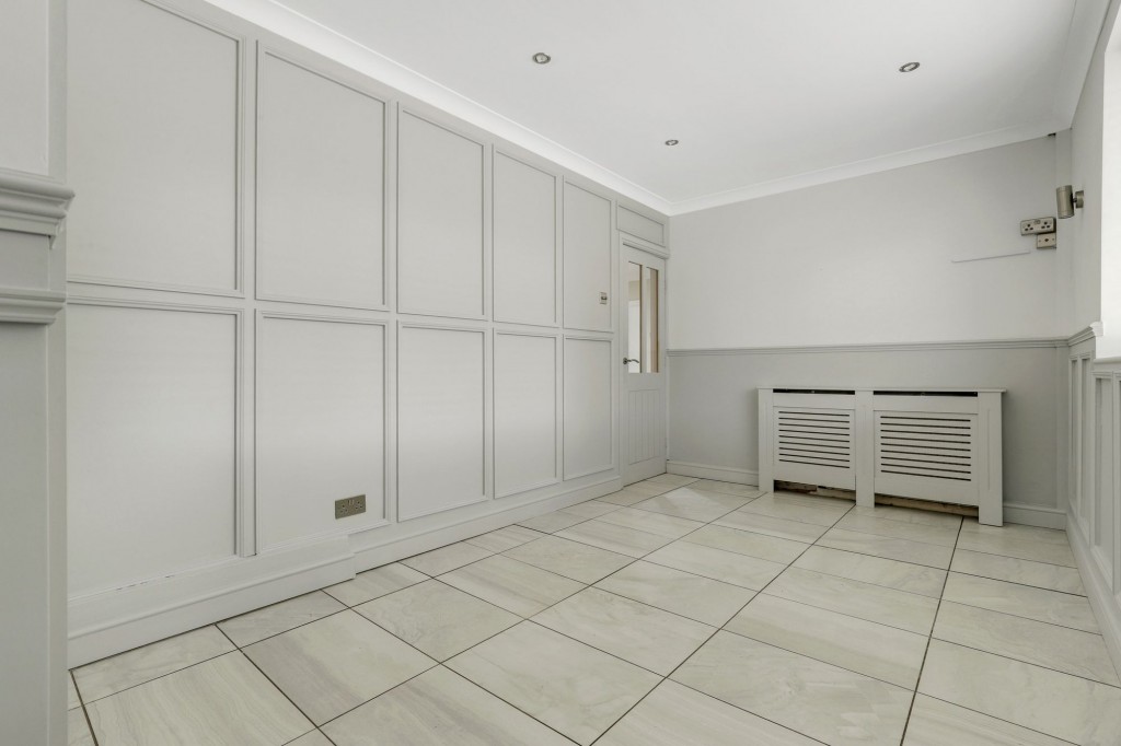 Derby Road, Mansfield, NG18