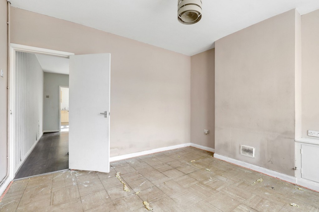 Leeming Lane South, Mansfield Woodhouse, NG19