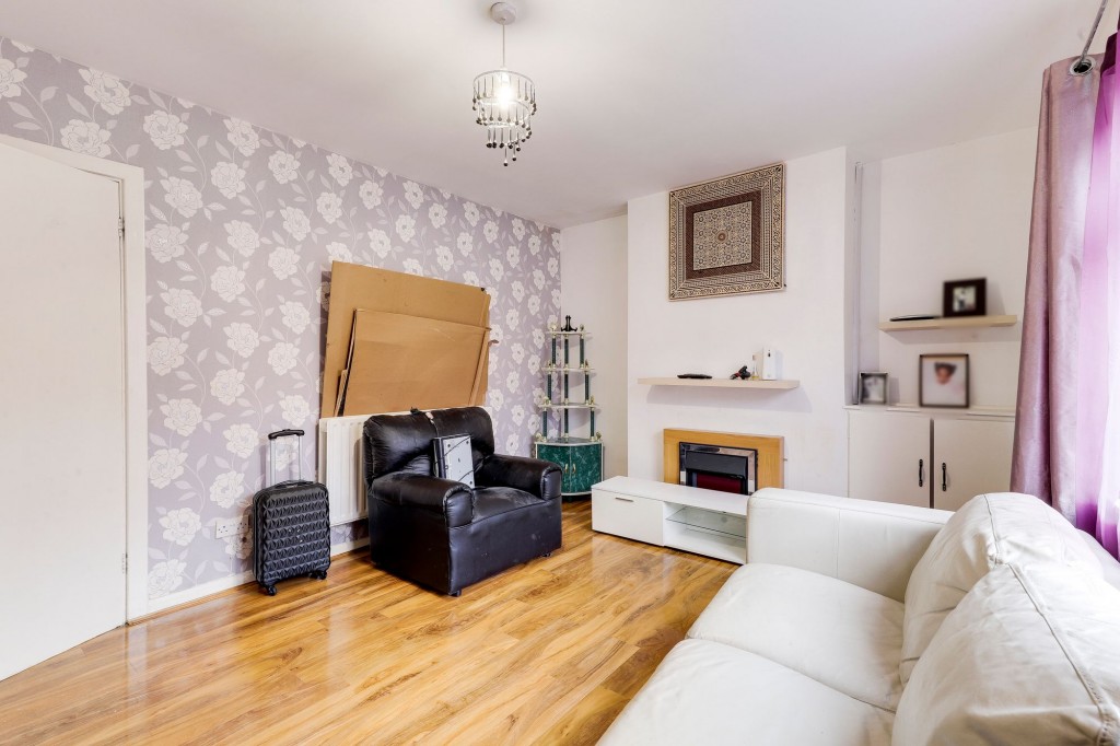 Hempshill Lane, Nottingham, NG6