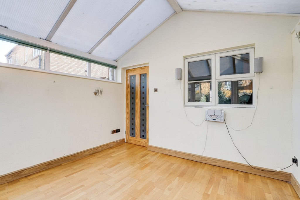 Leahurst Road, West Bridgford, NG2